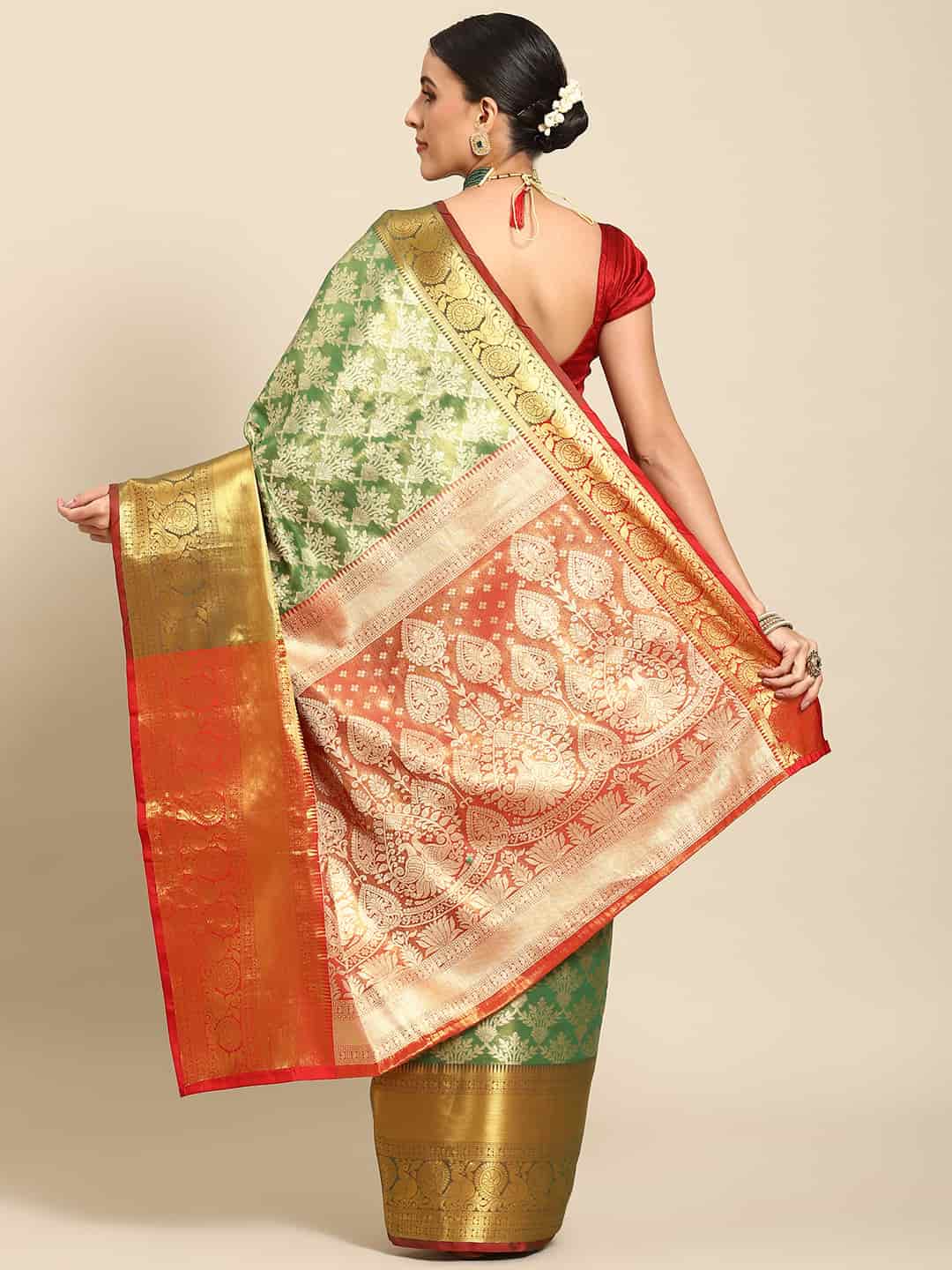 Women's Brocade Soft Silk Zari Woven Saree With Unstitched Blouse Piece