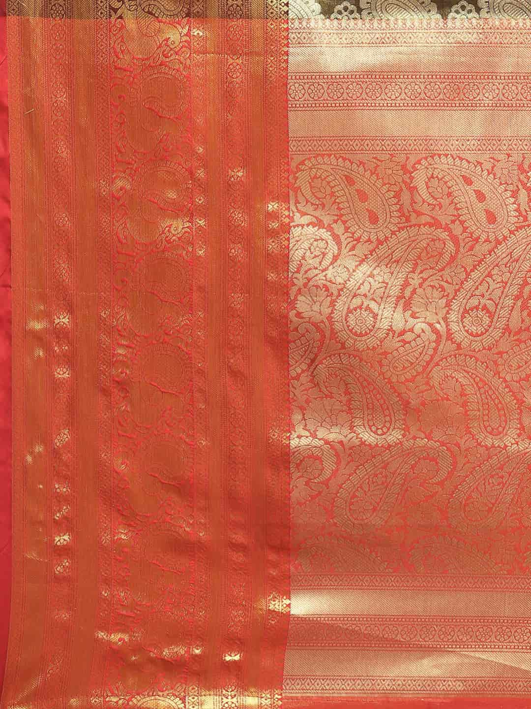 Women's Brocade Soft Silk Zari Woven Saree With Unstitched Blouse Piece