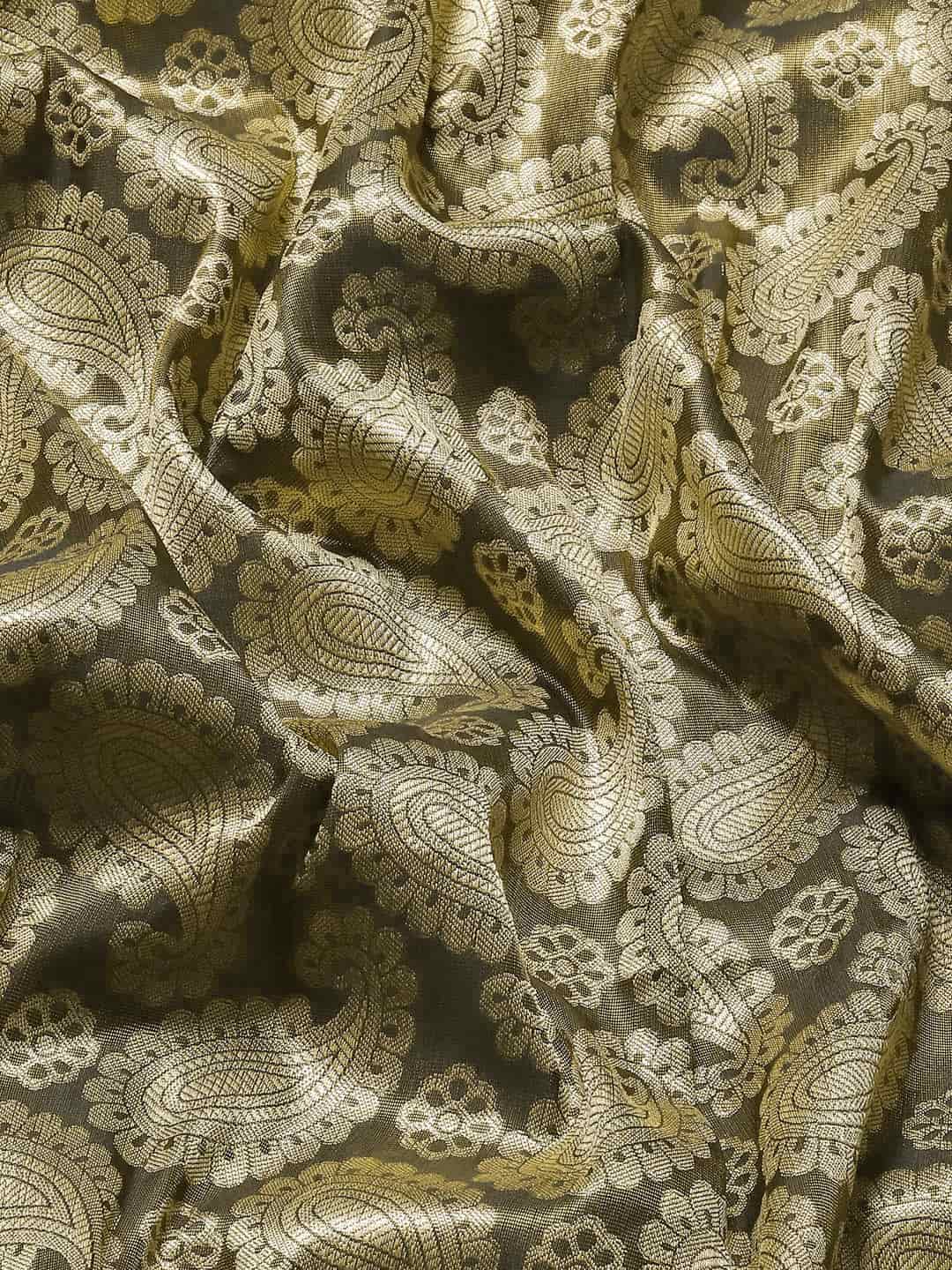 Women's Brocade Soft Silk Zari Woven Saree With Unstitched Blouse Piece