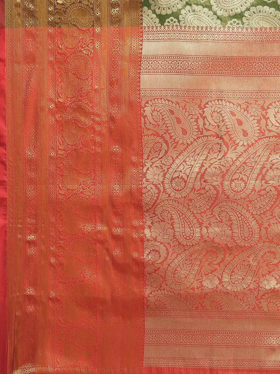 Women's Brocade Soft Silk Zari Woven Saree With Unstitched Blouse Piece