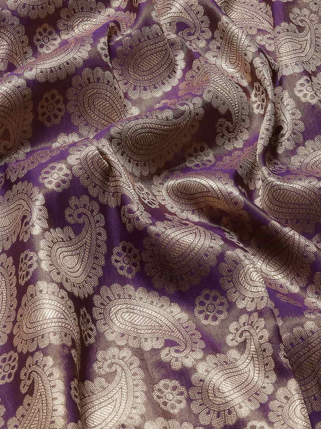 Women's Brocade Soft Silk Zari Woven Saree With Unstitched Blouse Piece