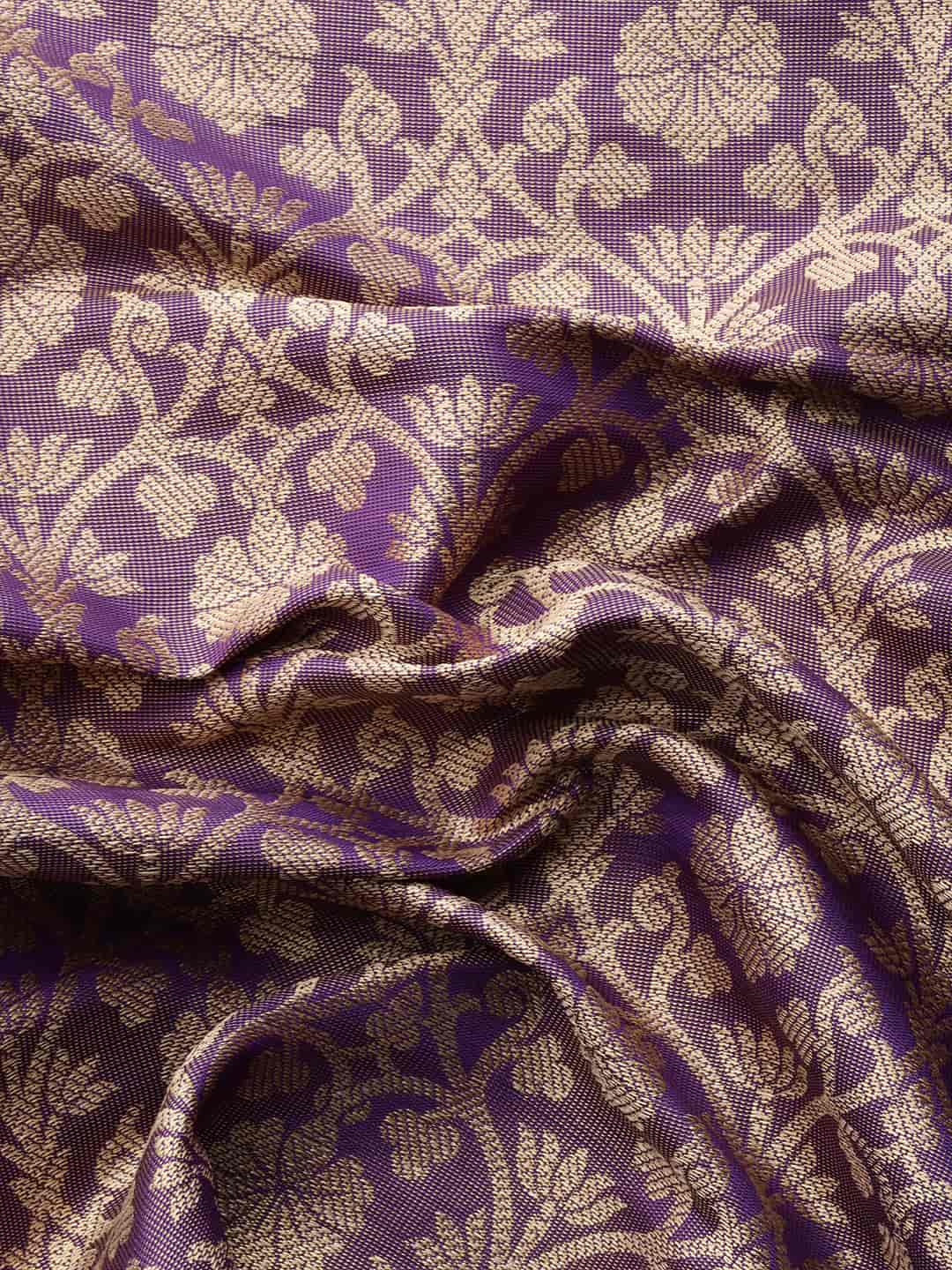 Women's Brocade Soft Silk Zari Woven Saree With Unstitched Blouse Piece