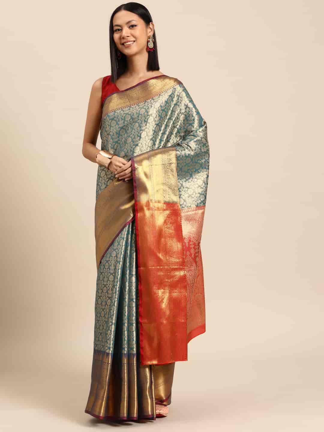 Women's Brocade Soft Silk Zari Woven Saree With Unstitched Blouse Piece