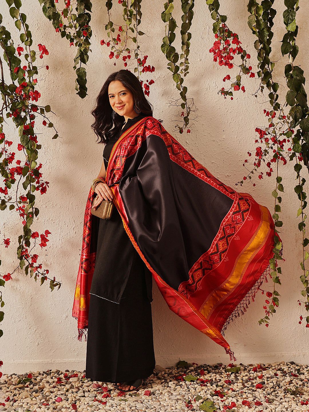 Ikkat Patola Solid Black Dupatta With Tassels
