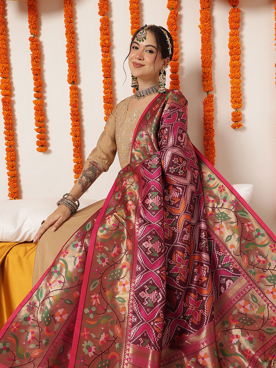 Pure Weaving Patola Dupatta With Paithani Border & Pallu – Multicolor – view 4