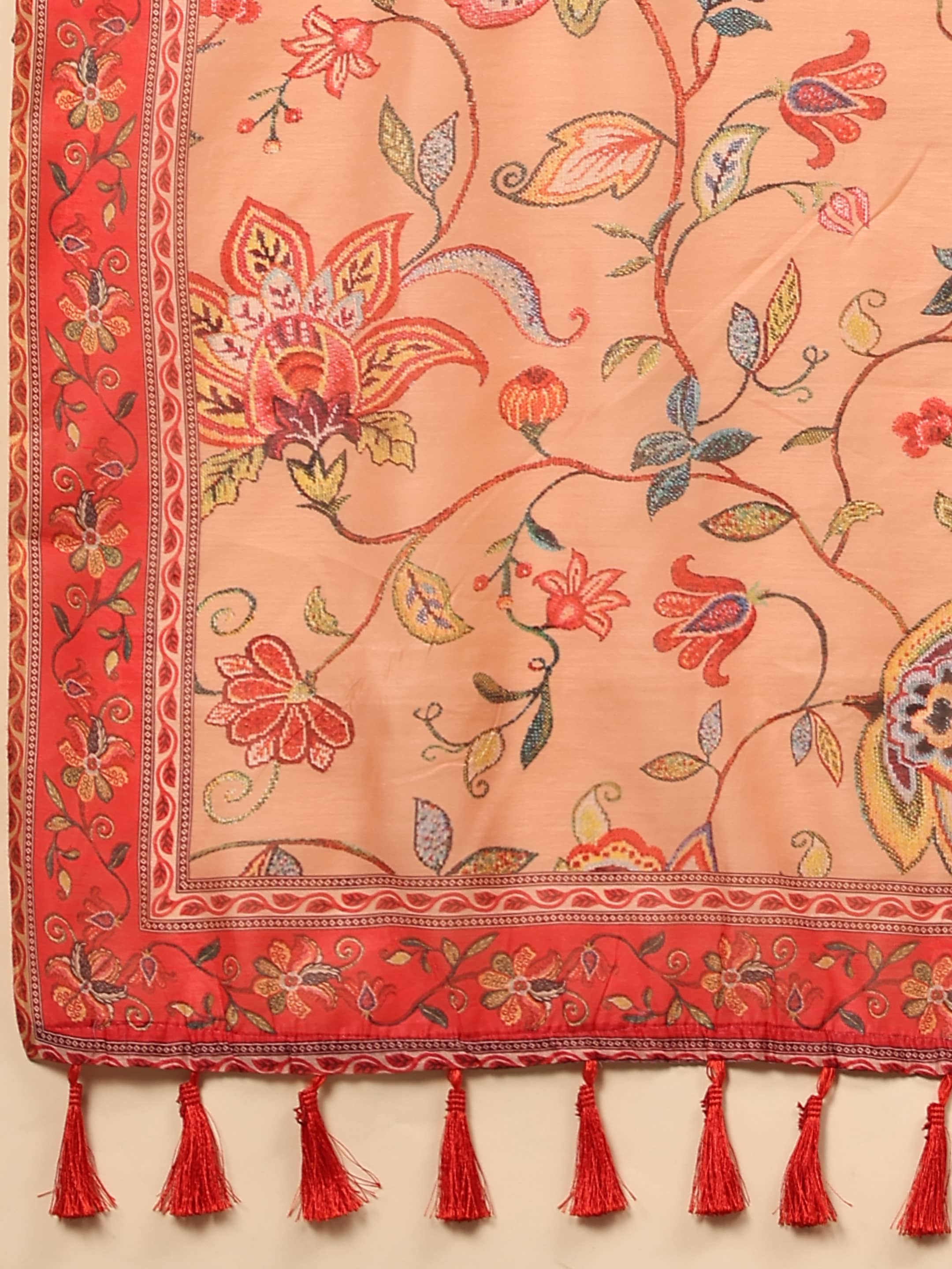 Women Cotton Blend Digital Print Saree