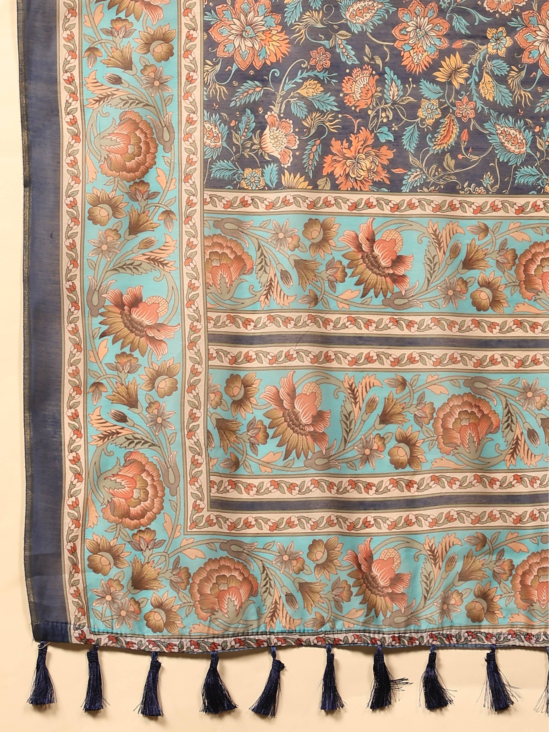 Women Cotton Blend Digital Print Saree