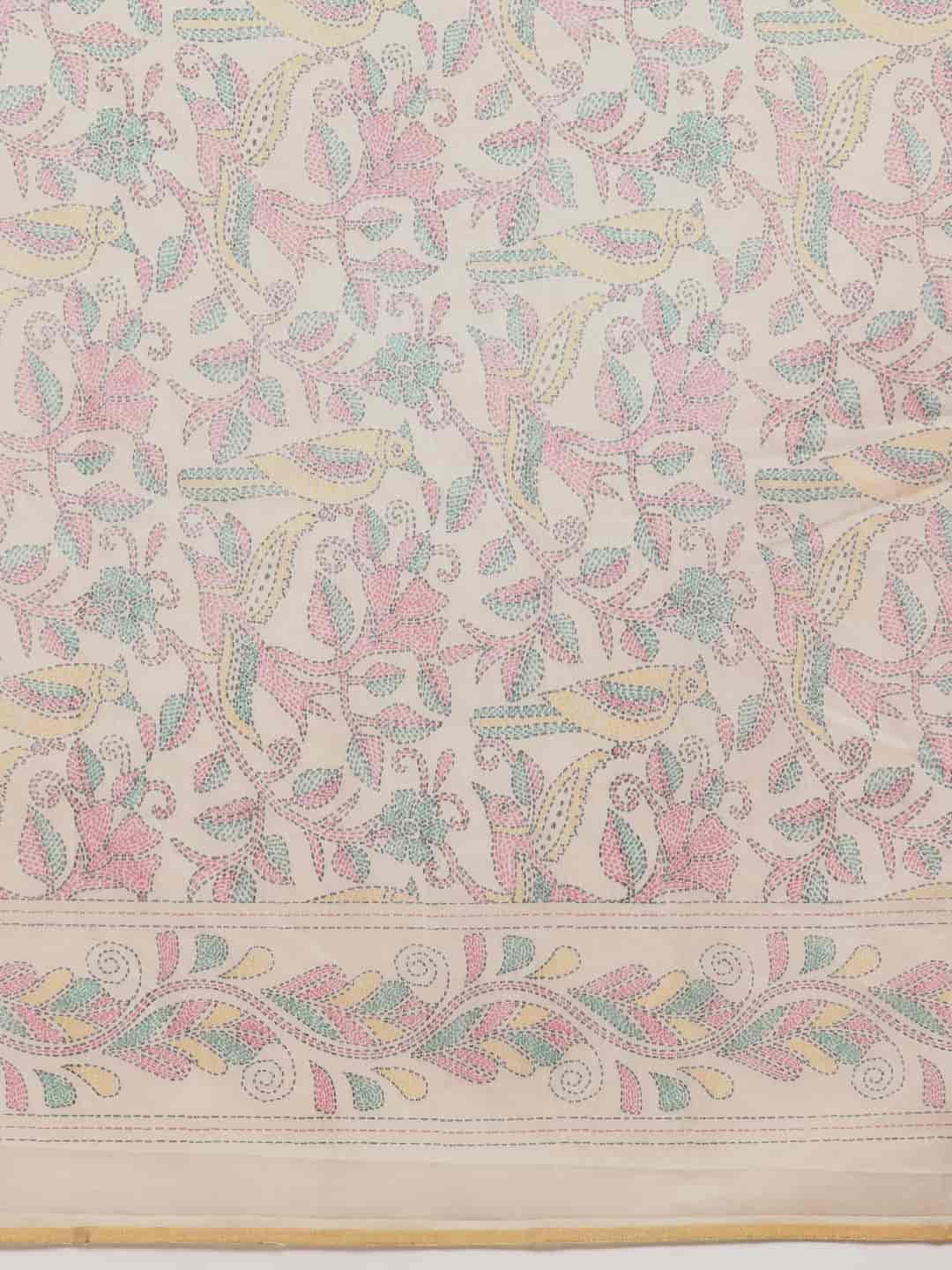 Women Kalamkari Digital Print Saree