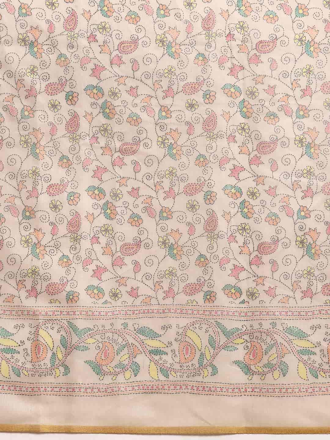 Women Kalamkari Digital Print Saree