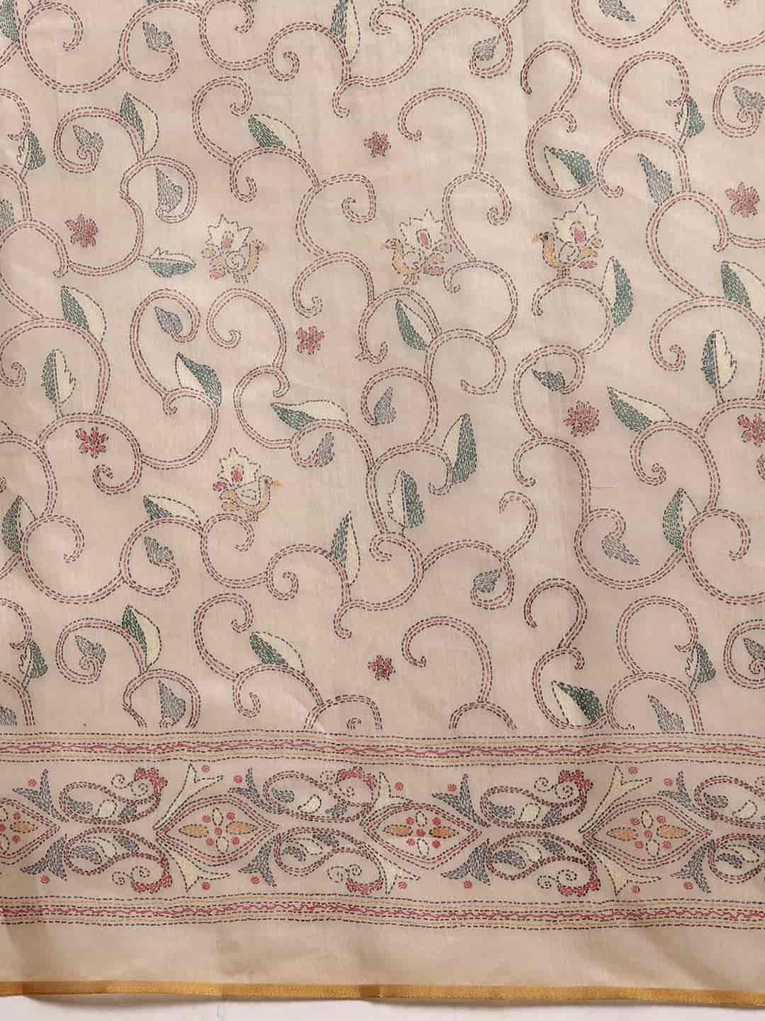 Women Kalamkari Digital Print Saree