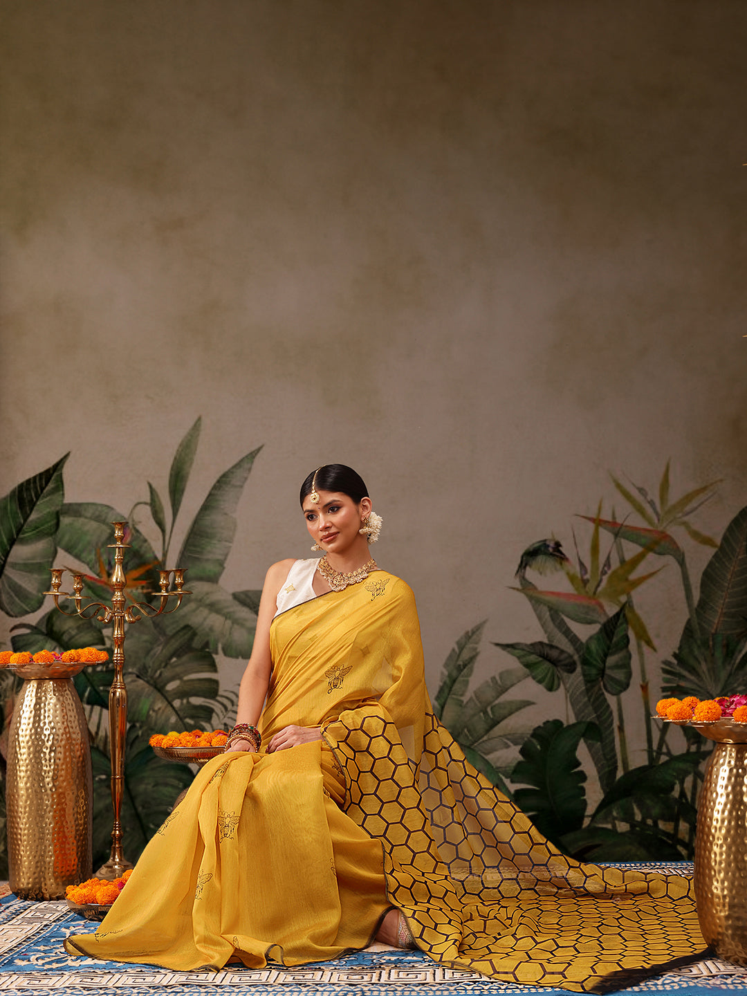 Women Cotton Blend Digital Printed Saree