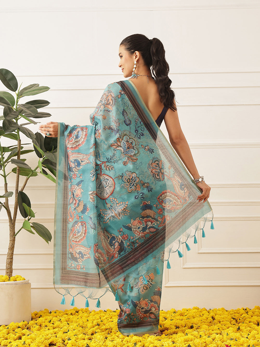 Women's Digital Printed Cotton Chanderi Saree With Beautiful Tassels