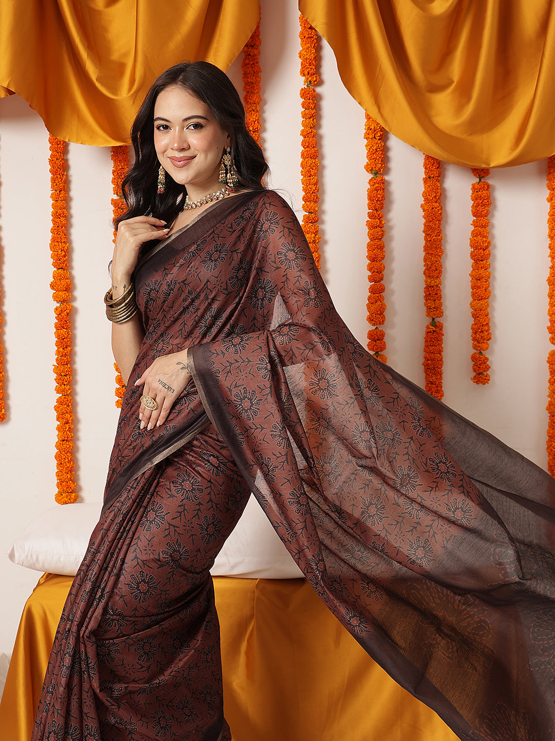 Floral Printed Cotton Chanderi Saree With Solid Blouse – Brown – view 4
