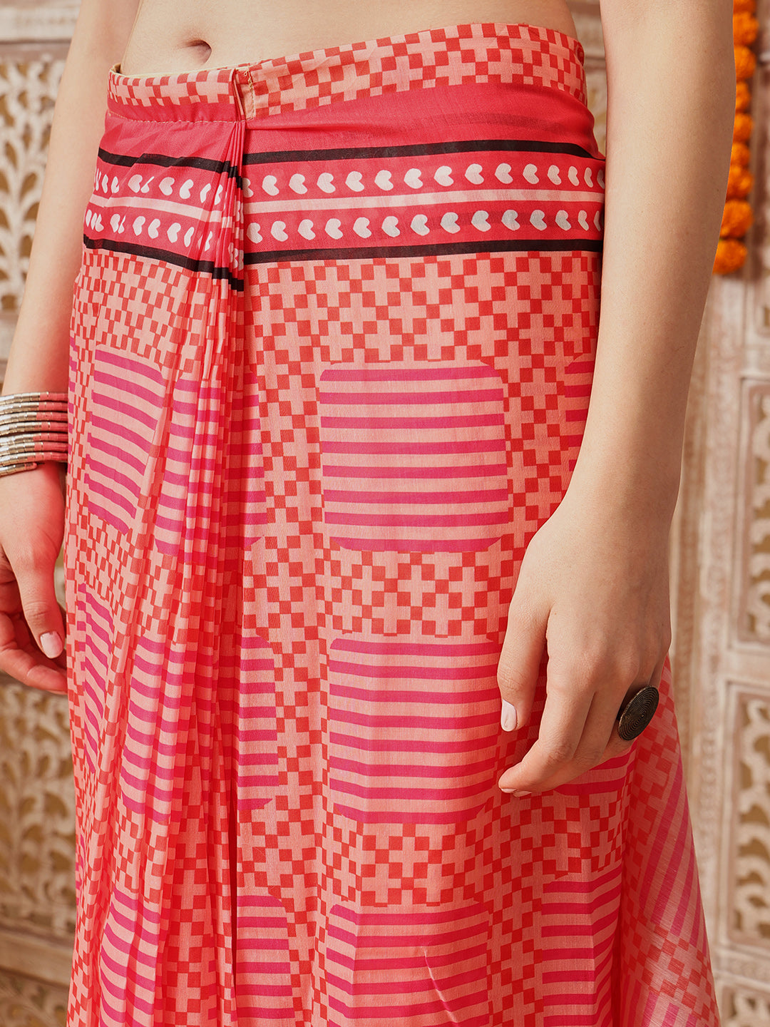 Mul Cotton Animal Printed Pocket Saree