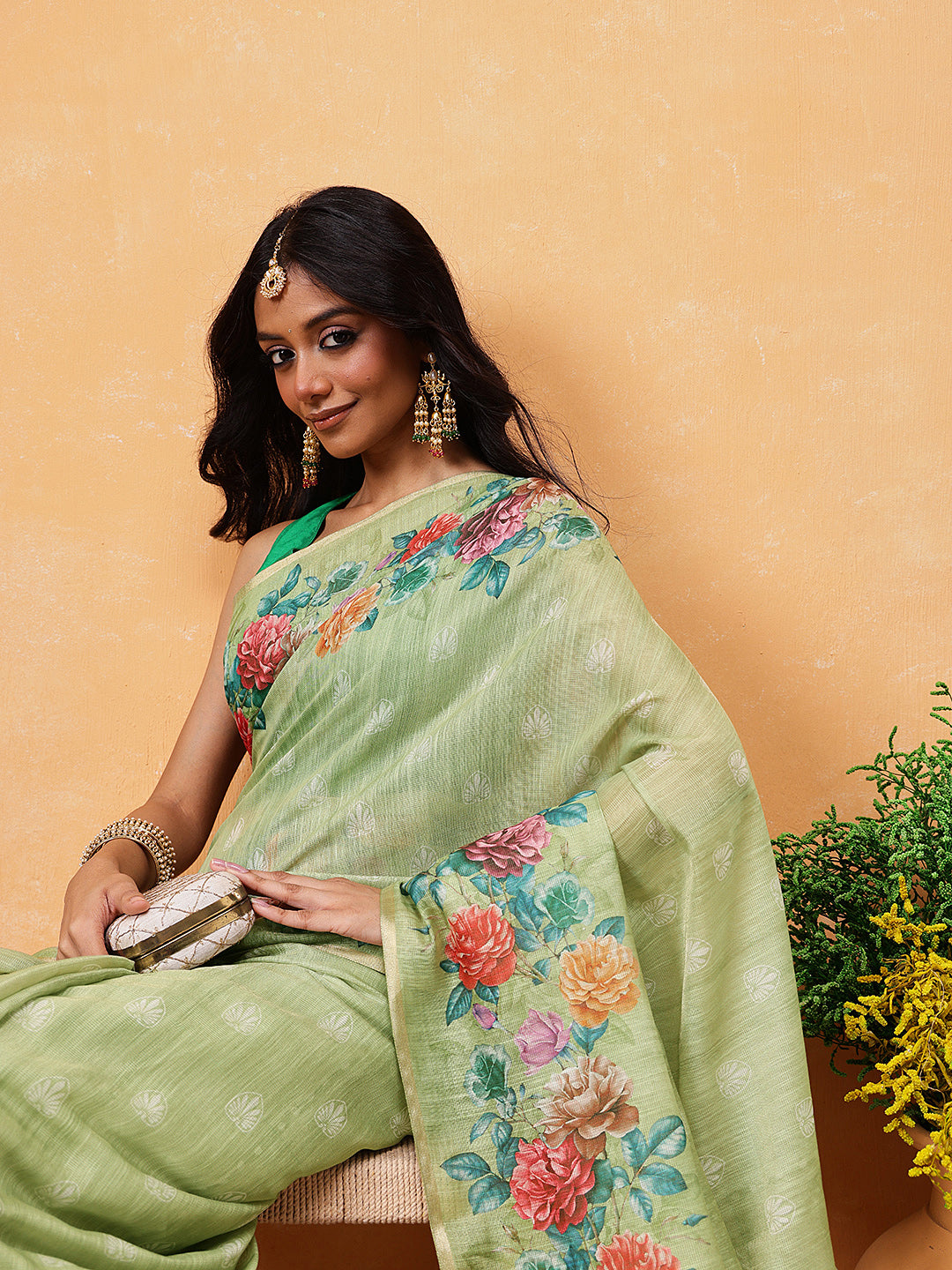 Women's Cotton Blend Floral Print Ready To Wear Saree