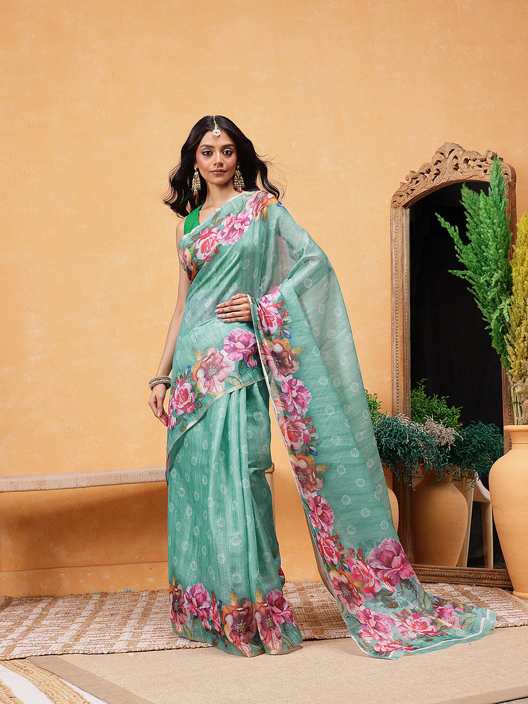 Women's Cotton Blend Floral Print Ready To Wear Saree