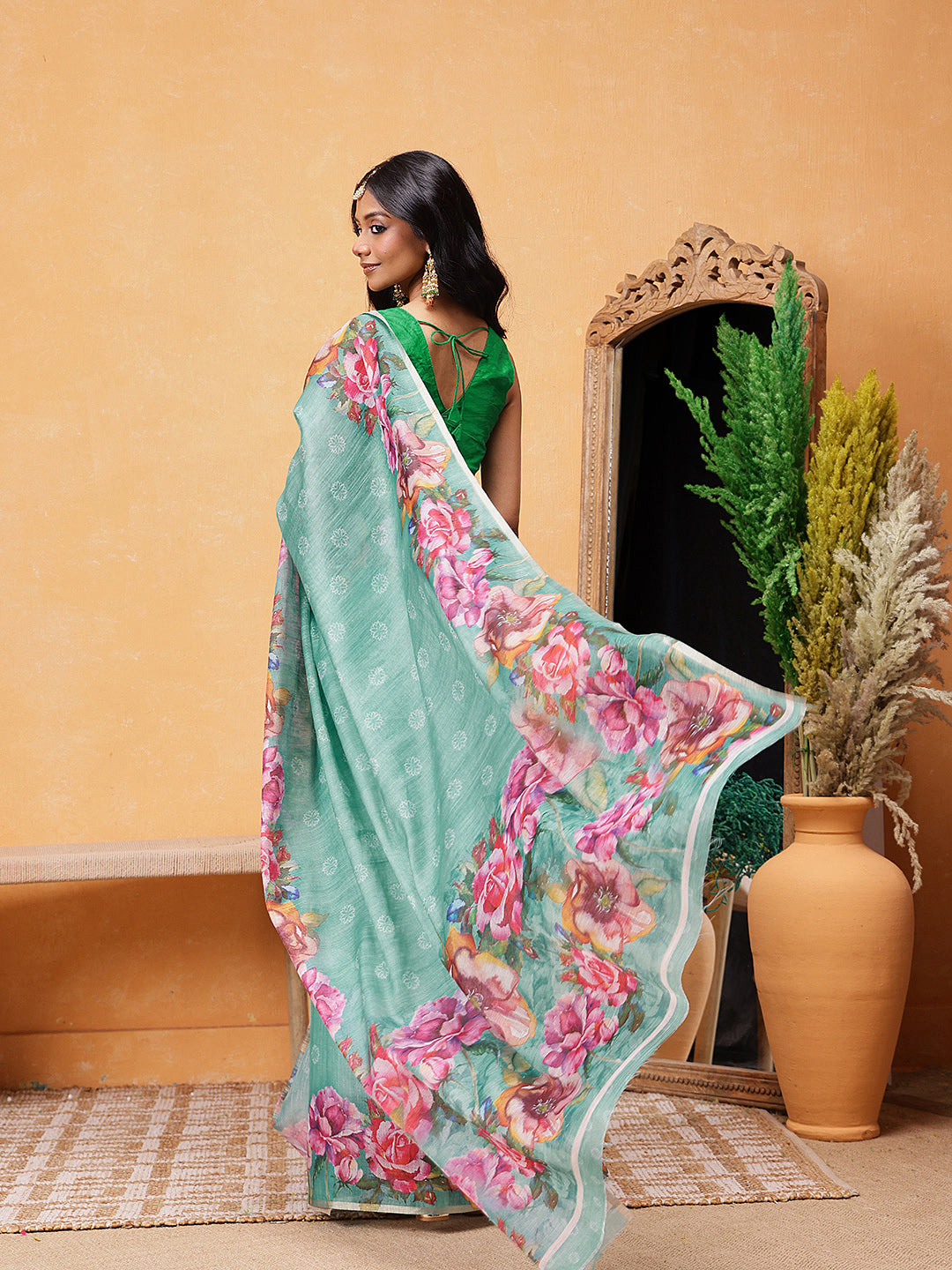 Women's Cotton Blend Floral Print Ready To Wear Saree