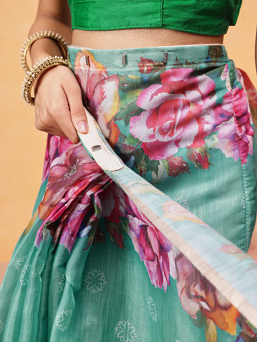 Women's Cotton Blend Floral Print Ready To Wear Saree