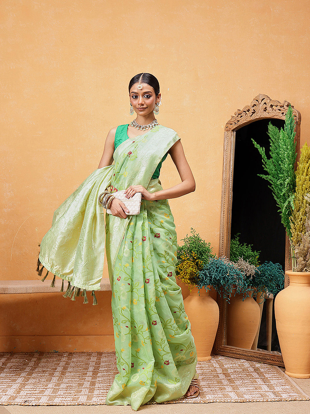 Dhakai Jamdani Ready To Wear Saree