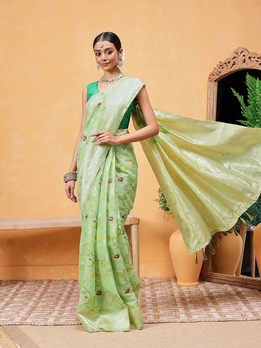 Dhakai Jamdani Ready To Wear Saree