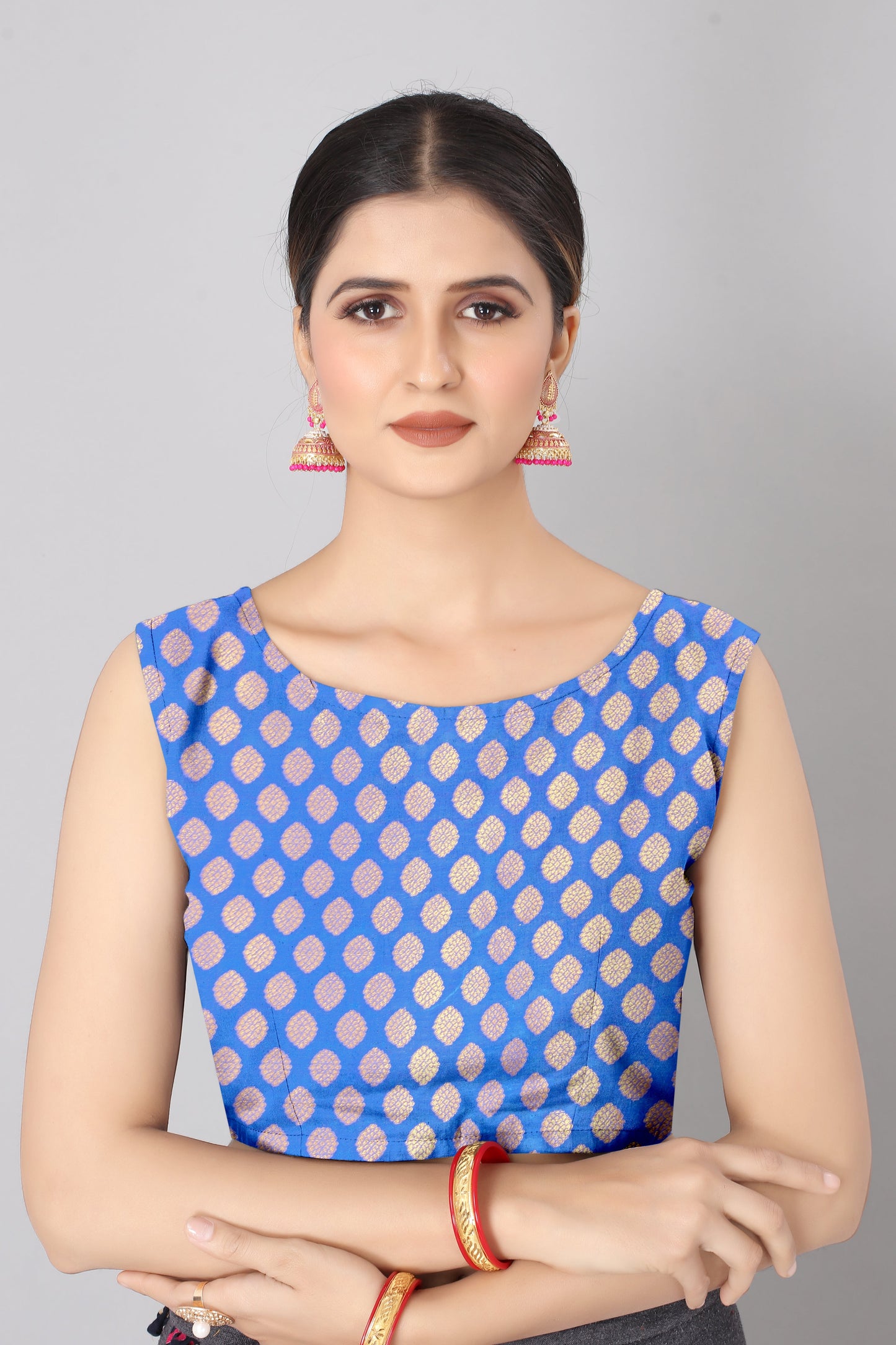 Women Heavy Border Checks Weaving Work Saree With Rich Pallu