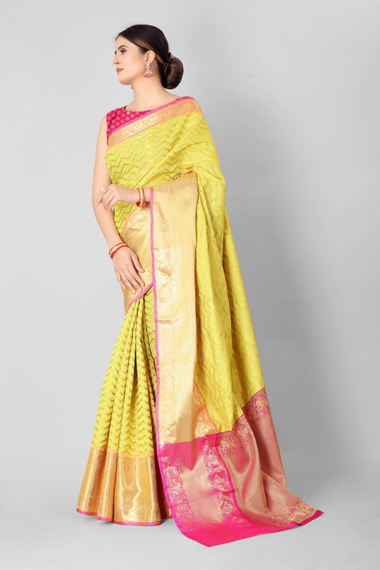 Women Heavy Border Checks Weaving Work Saree With Rich Pallu